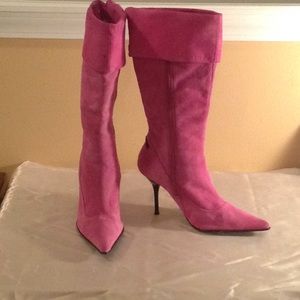 Pink Suede Steve Madden size 8 Boots